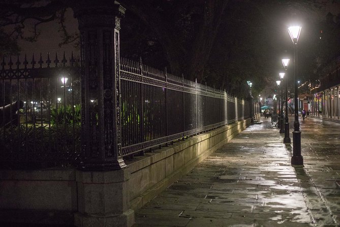 Adults-Only New Orleans Ghost, Crime, Voodoo, and Vampire Tour - The guides make a real difference