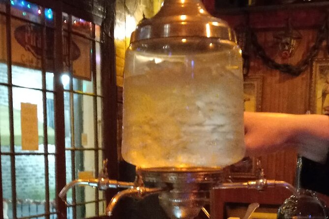 Adults-Only Uncensored Ghost, Vampire, and Voodoo Walking Tour - The bar break and the tour’s bawdy tone