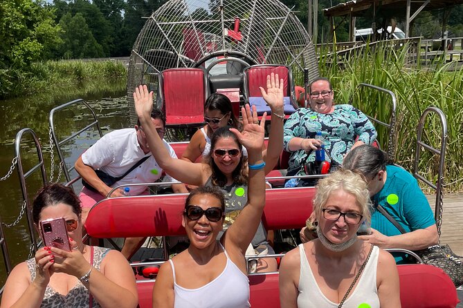 Airboat Swamp and Destrehan Plantation Tour from New Orleans - What the guides add to the day