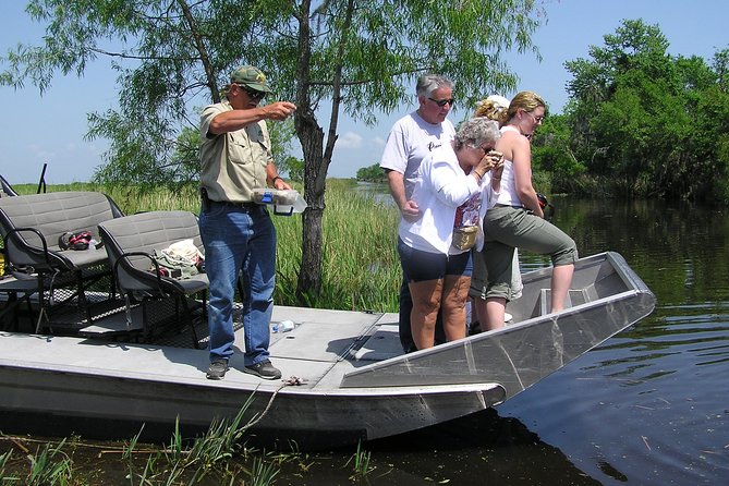 Airboat Swamp and Destrehan Plantation Tour from New Orleans - The ride out from New Orleans