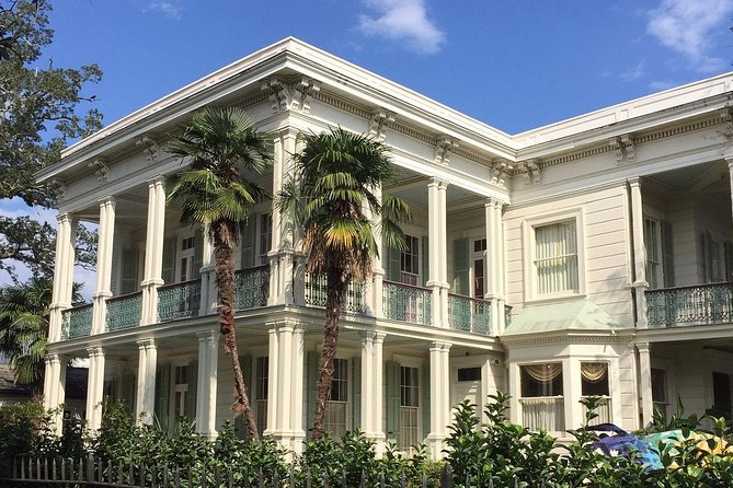 City Tour of New Orleans with Pickup - The Garden District and its grand homes