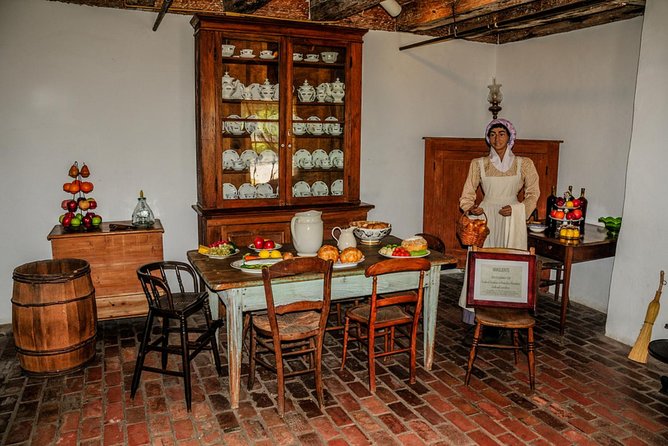 Destrehan Plantation and Large Airboat Tour from New Orleans - Who will enjoy this tour most?