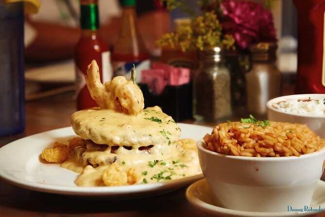 Food Tour of New Orleans Garden District: Group of Nine or Less - Starting at Mahony’s Po-boys on Magazine Street