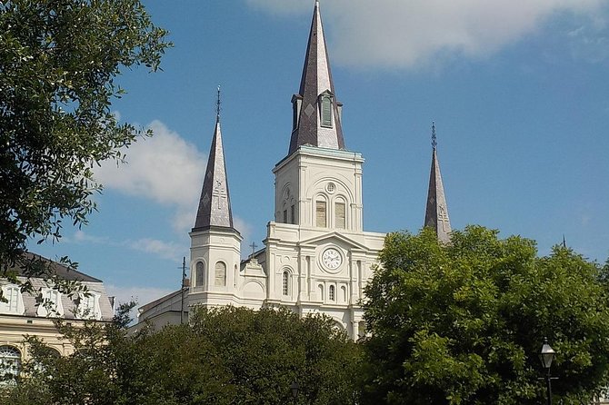 French Quarter History Tour with Cafe Du Monde - What you get for $29.99