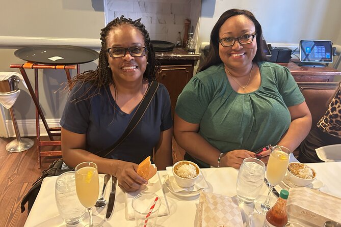 French Quarter Small-Group Cocktail and Foodie Crawl - Who should book this crawl?
