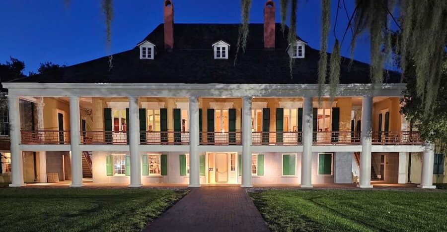 From New Orleans: Destrehan Plantation Haunted Night Tour - Inside the main historic home