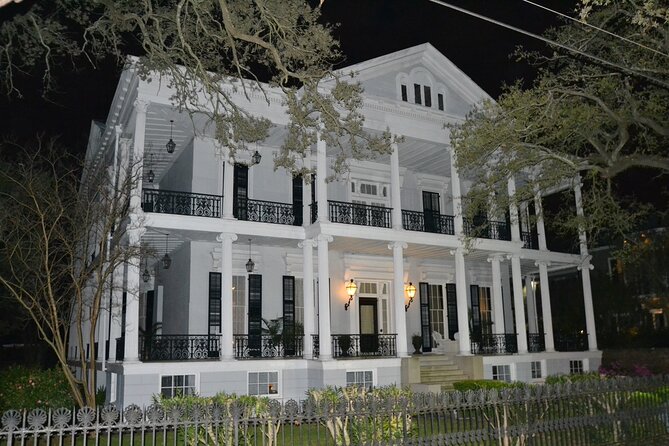 Garden District and Gates of Lafayette Cemetery Walking Tour - Reading the houses: from Greek Revival to Queen Anne