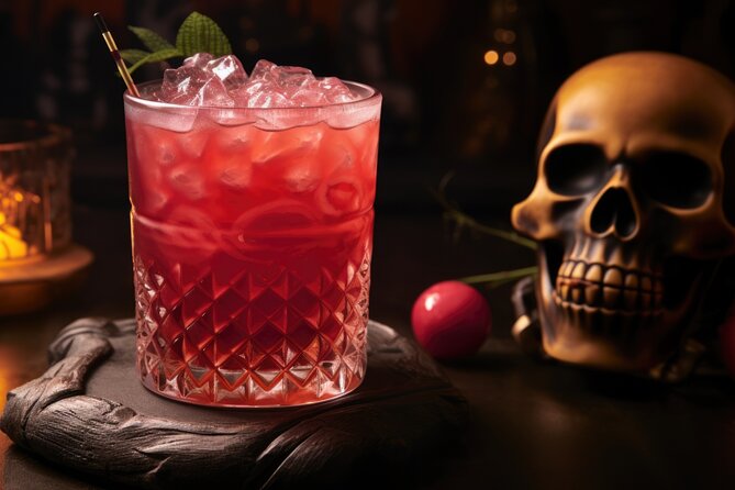 Haunted Drunken History Tour from New Orleans - A two-hour history lesson with a drink in hand
