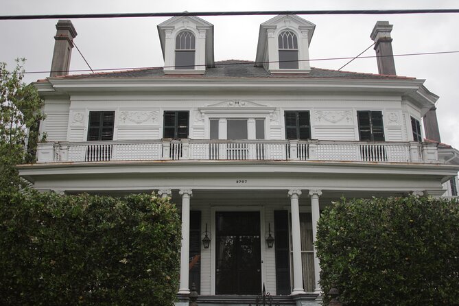 Historic Garden District Walking Tour - The Irish Channel and the people behind the buildings