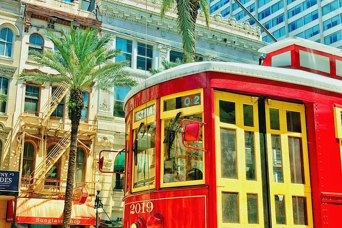 La Vie NOLA: Private City Tour of New Orleans - Benjamin’s guiding style and local advice