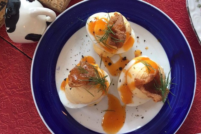 Lower Garden District Food Tour - Five stops, with four chairs and one sidewalk tasting
