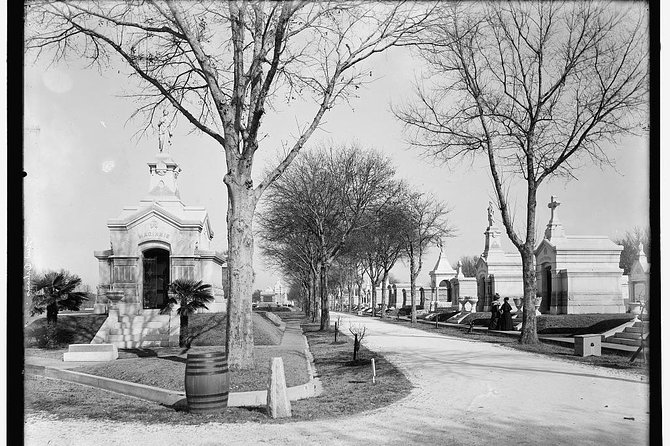 Metairie Cemetery Stories: A Self-Guided Audio Tour - A cemetery tour with a distinctly New Orleans mood