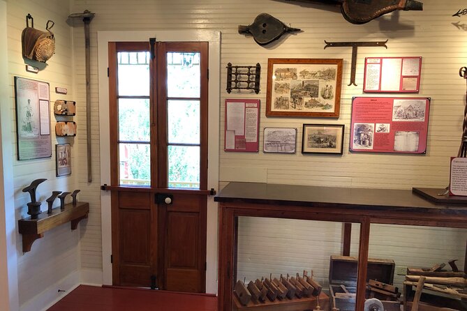 N’awlins Luxury: Laura Plantation Tour w/Transportation - The museum exhibit is worth making time for