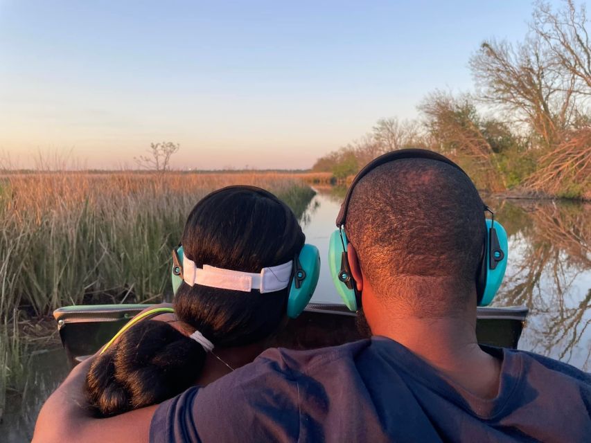 New Orleans: 16 Passenger Airboat Swamp Tour - Watching for Alligators and Other Wildlife