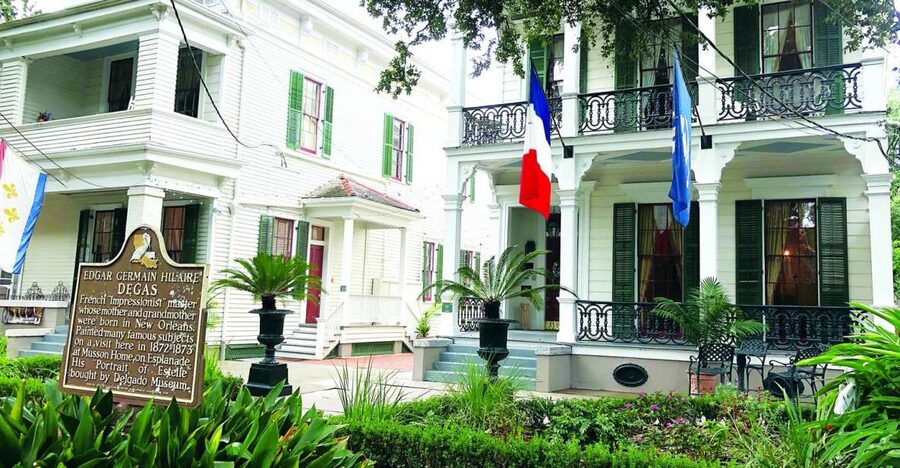 New Orleans: 2-Hour 15-Minute City and Cemetery Tour by Bus - Key points at a glance