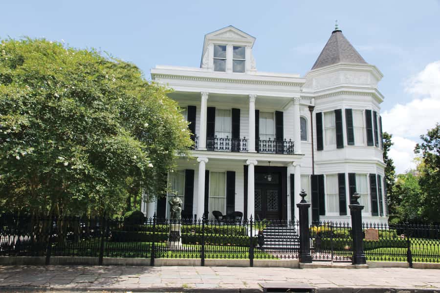 New Orleans: 2-Hour Homes of the Rich & Famous Walking Tour - Key points to know before you book