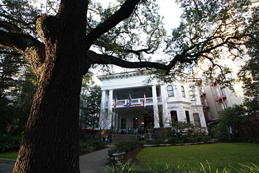New Orleans: 2-Hour Homes of the Rich & Famous Walking Tour - Is $25 a fair price for two hours?
