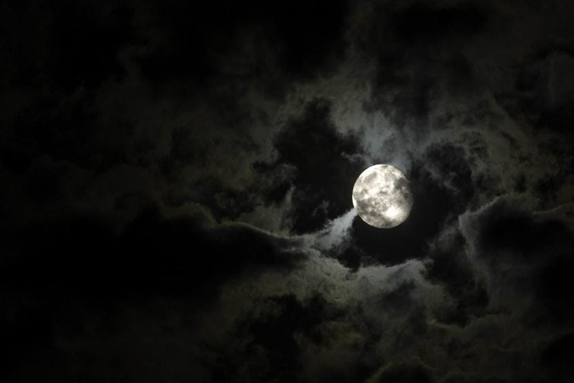 New Orleans: 2-Hour Paranormal Investigation Tour - A mass burial ground sets the mood