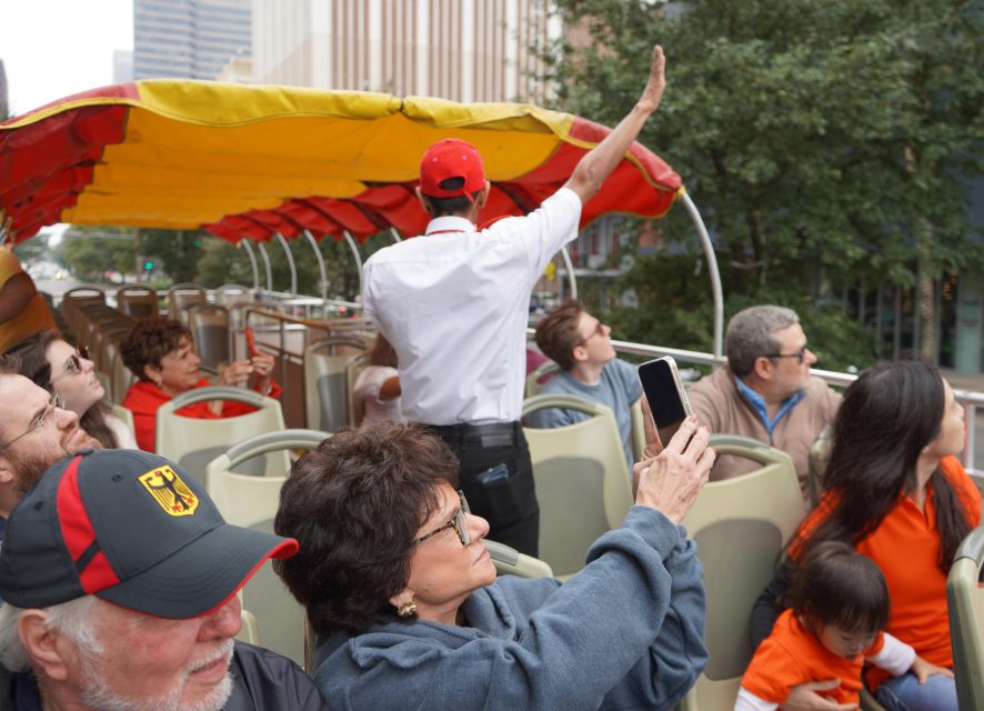 New Orleans: 2 or 3 Day Hop-On Hop-Off Bus with Walking Tour - The Arts District, Convention Center, and riverfront