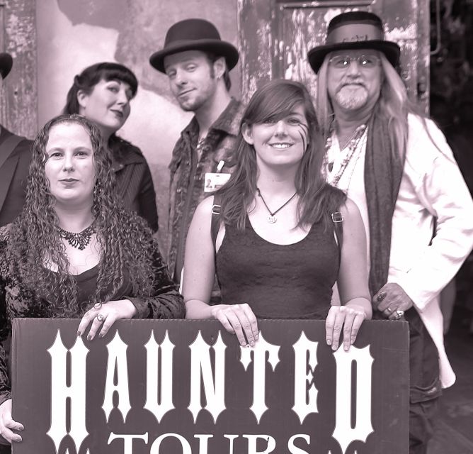 New Orleans: 5 in 1 Ghost & Mystery Evening Tour - Who should book this French Quarter walk?