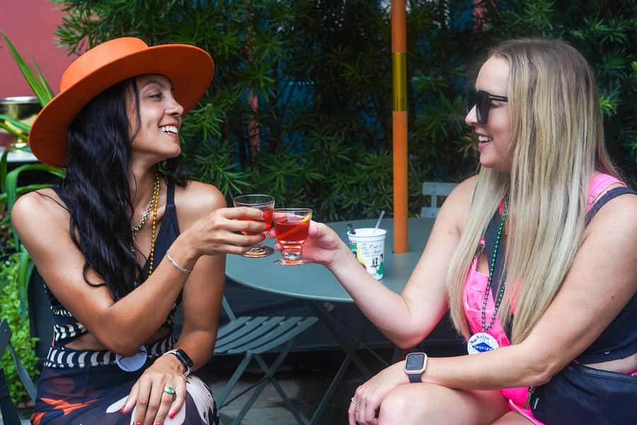 New Orleans: Afternoon Cocktail Walking Tour with Drinks - Absinthe, pirates, and the St. Louis Cathedral area