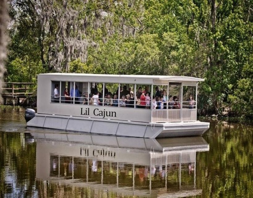 New Orleans: Airboat or Pontoon Boat Cruise with Transfers - Leaving New Orleans for Bayou Segnette
