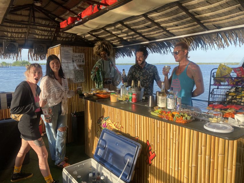 New Orleans: BYOB Tiki Boat Bayou Party and Wildlife Tour - Looking for alligators and other wildlife