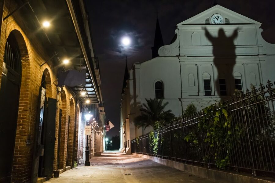 New Orleans: Cemetery Bus Tour At Dark with Exclusive Access - Inside Odd Fellows Rest after dark