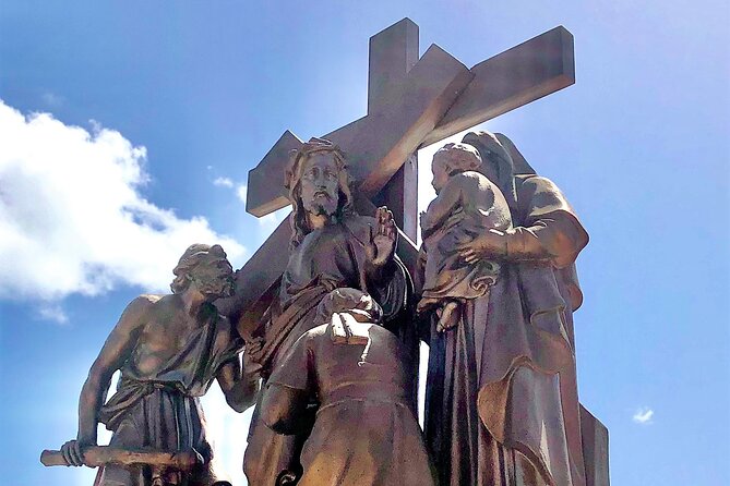 New Orleans Cemetery Walking Tour - Where Several Cemeteries Meet