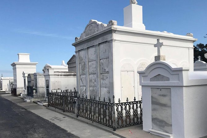 New Orleans City and Cemetery 2-Hour Bus Tour - The Ninth Ward, Musician’s Village, and the lessons of Katrina