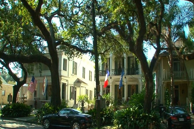 New Orleans City and Cemetery Bus Tour - Why the cemetery stop is the heart of the tour