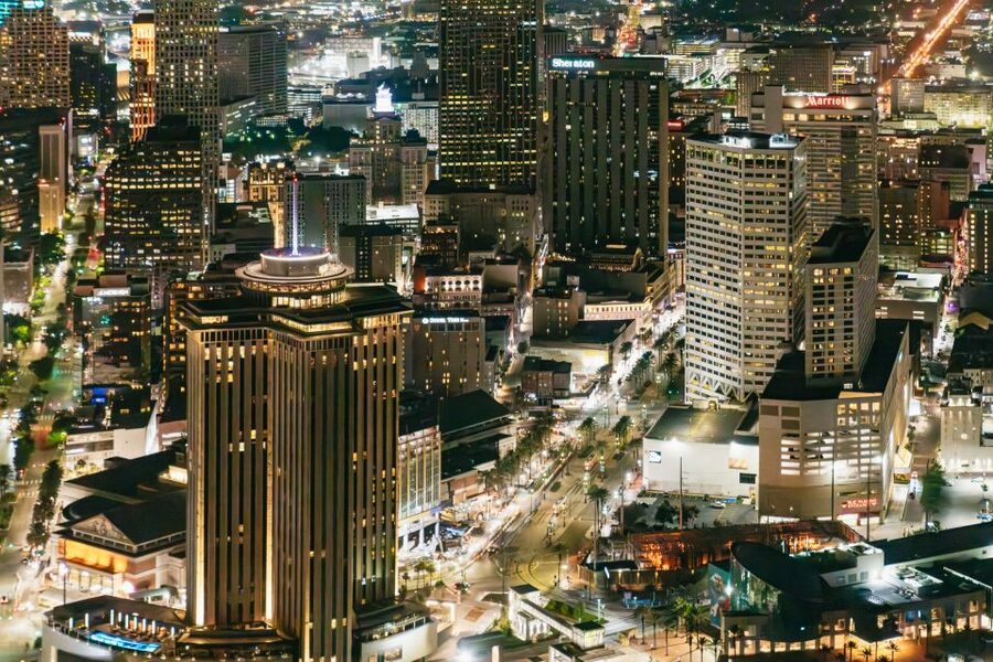 New Orleans: City Lights Helicopter Night Tour - The 10-minute route over downtown