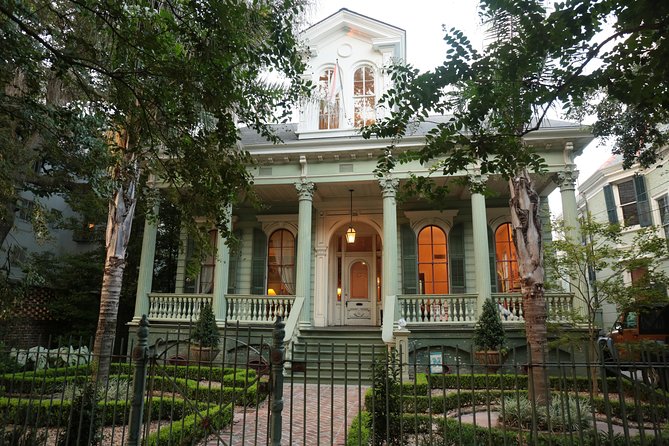 New Orleans City Sightseeing Hop-On Hop-Off Bus Tour - Stops 10 to 15: Museums, Magazine Street, and St. Charles Avenue