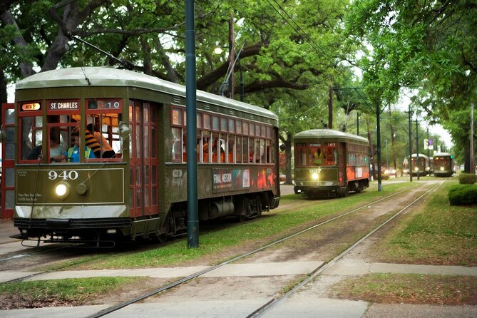 New Orleans City Tour and Steamboat Natchez Harbor Jazz Cruise - The Garden District, St. Charles Avenue, and Audubon Park