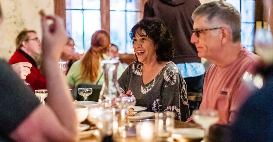 New Orleans: Combo Cocktail and Food History Tour - Why this four-hour walk works so well