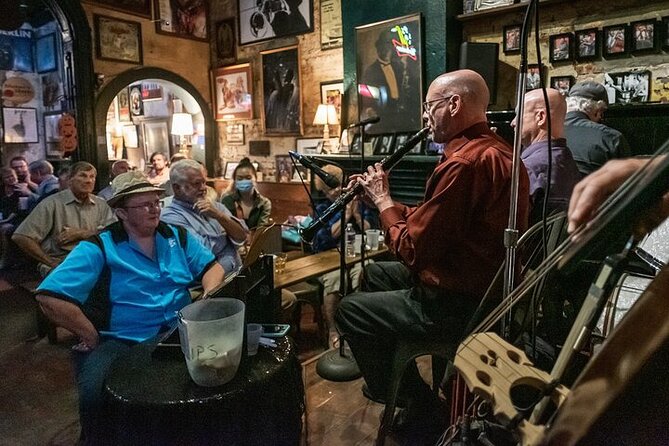 New Orleans Cooking Class and Cocktail Walking Tour - Follow the cocktail story through the French Quarter