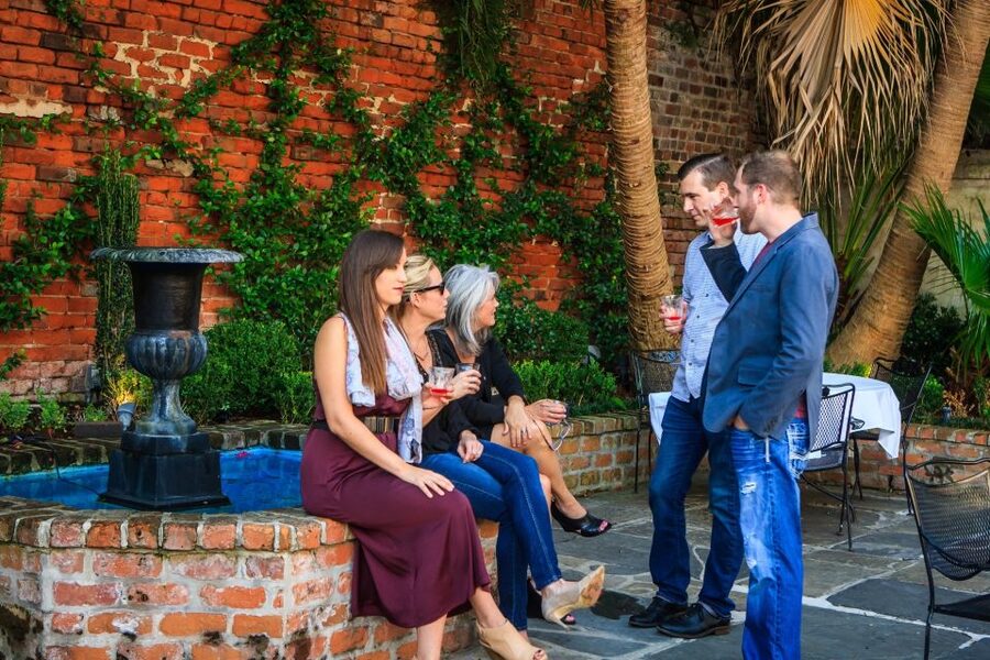New Orleans: Cooking Class & Cocktail Walking Tour - Who should book this experience?