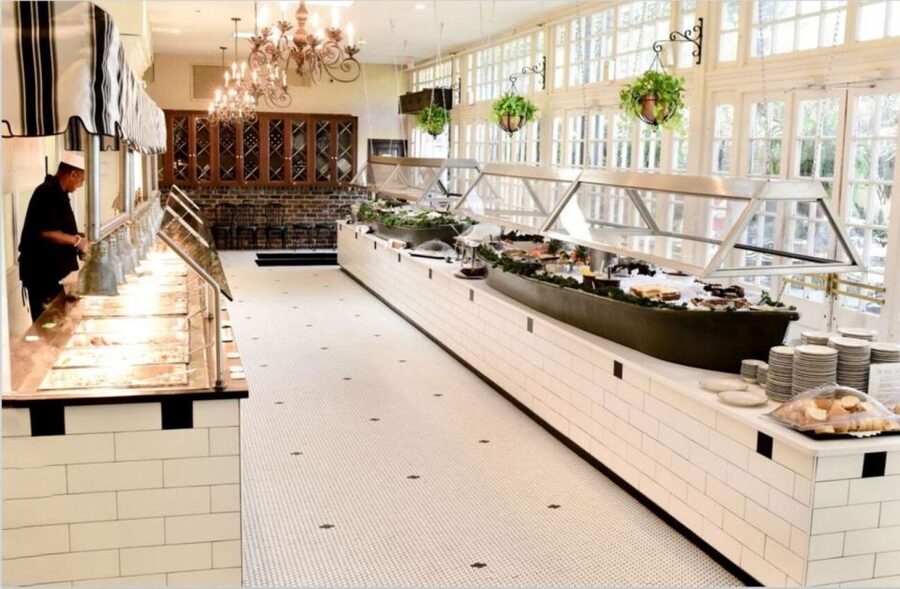 New Orleans: 'Court of Two Sisters' Jazz Brunch Buffet - Key things to know