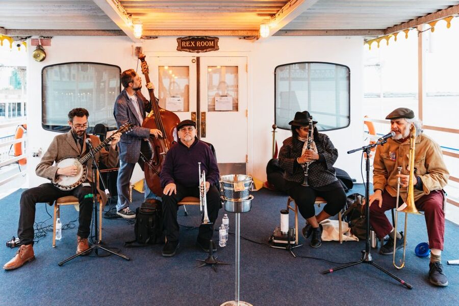 New Orleans: Evening Jazz Boat Cruise with Optional Dinner - What the Creole buffet includes