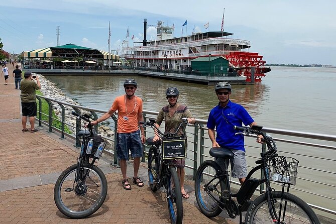 New Orleans French Quarter and Garden District Bike Tour - The guides make or break the morning