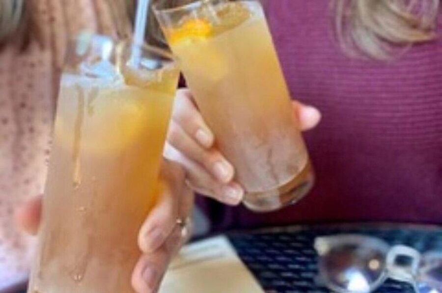 New Orleans: French Quarter Cocktail and Foodie Crawl Tour - Is $127 a fair price?