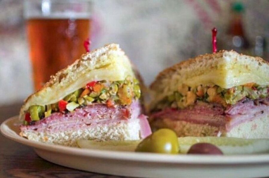 New Orleans: French Quarter Cocktail and Foodie Crawl Tour - Who will enjoy this tour most?