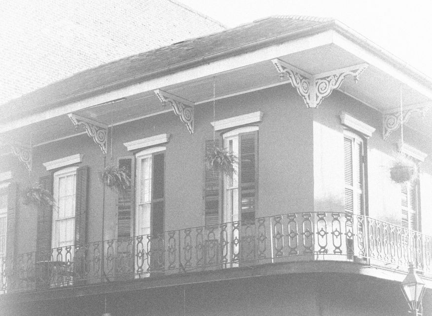 New Orleans: French Quarter Ghost Tour with Interior Visit - Bourbon Orleans Hotel and Pirates Alley