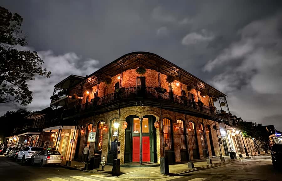 New Orleans: French Quarter Ghosts Haunted Walking Tour - Key points at a glance