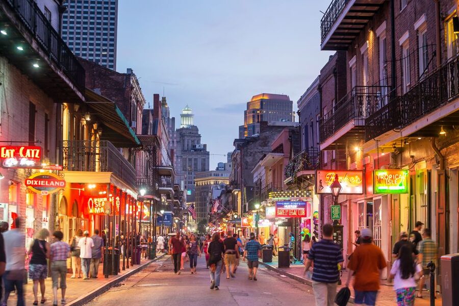 New Orleans: French Quarter Saints & Sinners History Tour - Key points at a glance