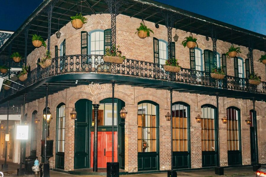 New Orleans: French Quarter Sightseeing Carriage Ride - St. Louis Cathedral and Jackson Square