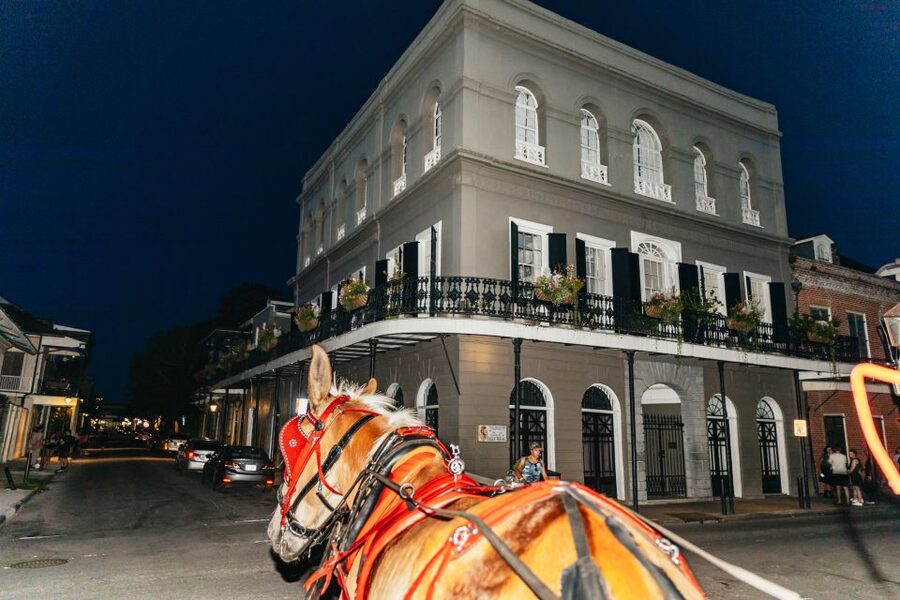 New Orleans: French Quarter Sightseeing Carriage Ride - Napoleon House and the French Market