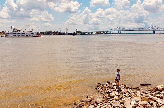 New Orleans French Quarter Walking and History Tour - St. Louis Cathedral and the fire that reshaped the Quarter