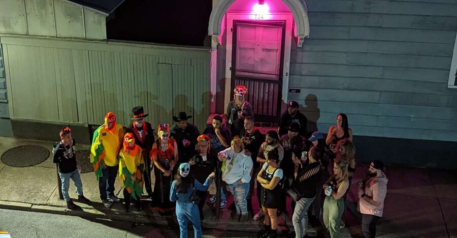 New Orleans: French Quarter, Witches, Voodoo, & Ghost Tour - Starting on Decatur Street with the right expectations