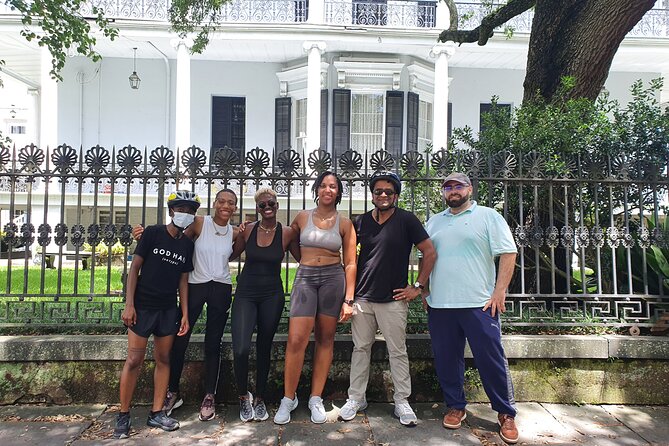 New Orleans Garden District and Cemetery Bike Tour - The Irish Channel and a different side of the city